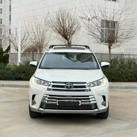 Toyota Highlander 2018
