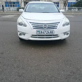 Nissan Altima 2013