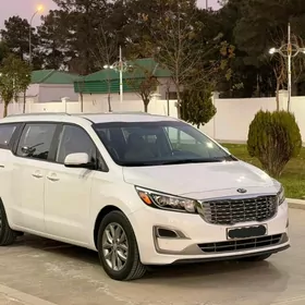 Kia Sedona 2020