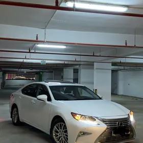 Lexus ES 350 2018