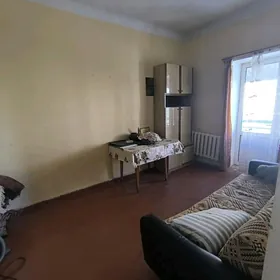 2 ком на 2 этаже