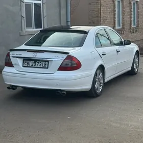 Mercedes-Benz E350 2006