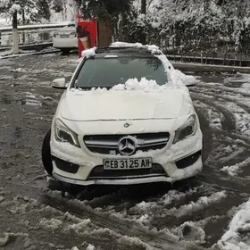 Mercedes-Benz CLA 2015