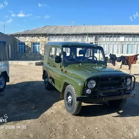UAZ 469 1999