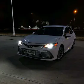 Toyota Camry 2020