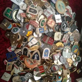 значки СССР