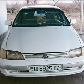 Toyota Carina 1995