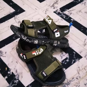 Детские босоножки