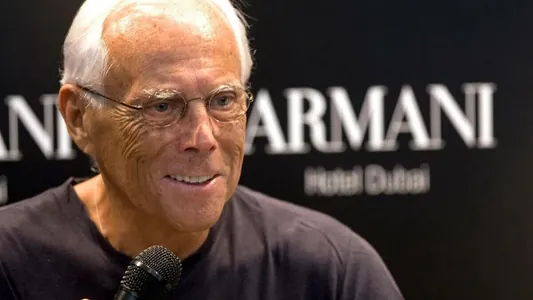 «Modanyň şasy»: Jorjo Armaniniň durmuşy barada film düşüriler