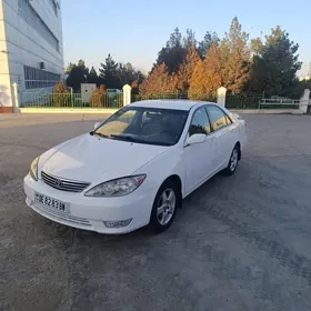 Toyota Camry 2004