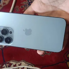 İphone 13 pro gök