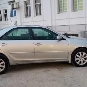 Toyota Camry 2003