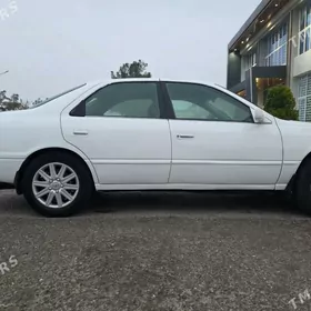 Toyota Camry 1999