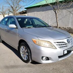 Toyota Camry 2010