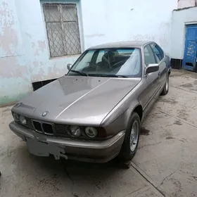 BMW 525 1989