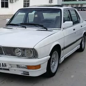 BMW 530 1986