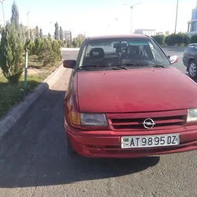 Opel Astra 1992