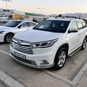 Toyota Highlander 2016