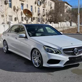 Mercedes-Benz E350 2011