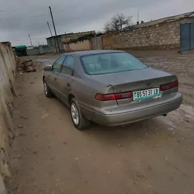 Toyota Camry 1998