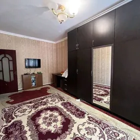 Гаудан В 1эт 3ком 76м2 Срочн