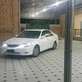 Toyota Camry 2003