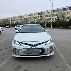 Toyota Camry 2024
