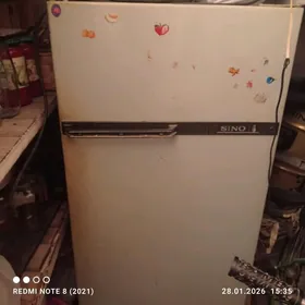 холодильник в рабочем состояни