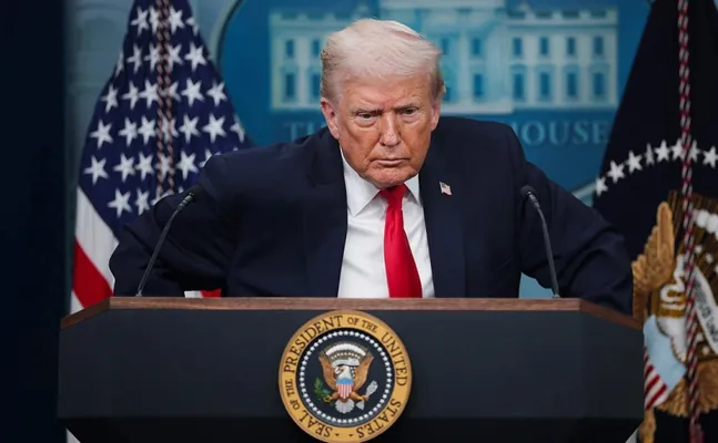 «Как йо-йо…»: Трамп прокомментировал колебания доллара