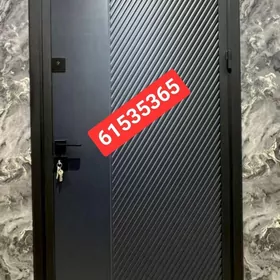 Daşky içki Gapylar.