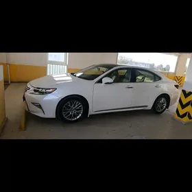 Lexus ES 350 2016