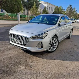 Hyundai Elantra GT 2017