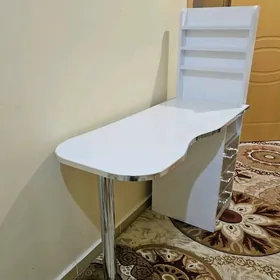 Стол для маникюр