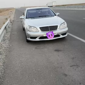 Mercedes-Benz S-Class 2003