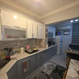 продаю квартиру досаф по мира