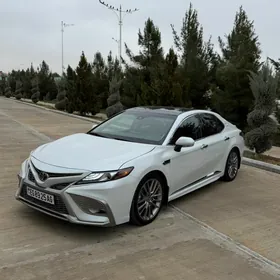 Toyota Camry 2022
