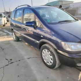 Opel Zafira 2001