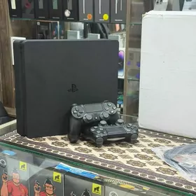 Playstation 4 slim