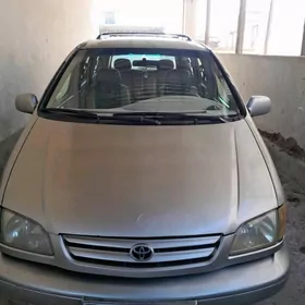 Toyota Sienna 2001