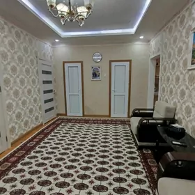 Мир 6 9/1 этаж 4 ком