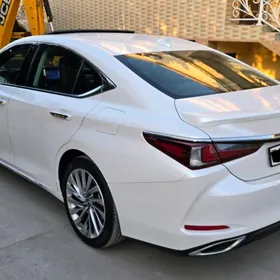 Lexus ES 350 2023
