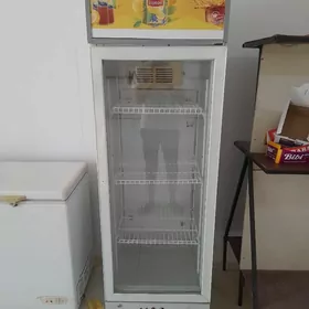 Witrina holodilnik
