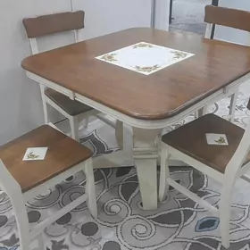 стол, стулья