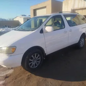 Toyota Sienna 2000