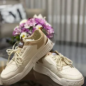 Мужские кроссовки