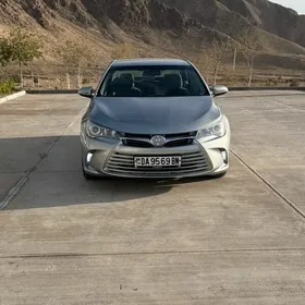 Toyota Camry 2016