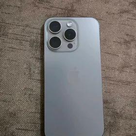 Iphone 15 Pro 256 gb, 87% Bat