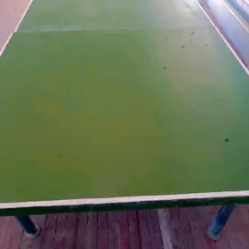 kiçi stol tennis