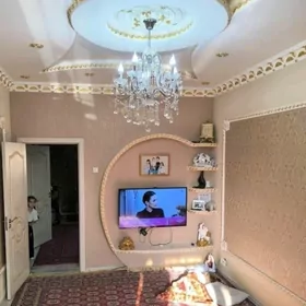 Безмеин Томатный 3ком квартира