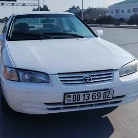 Toyota Camry 1998